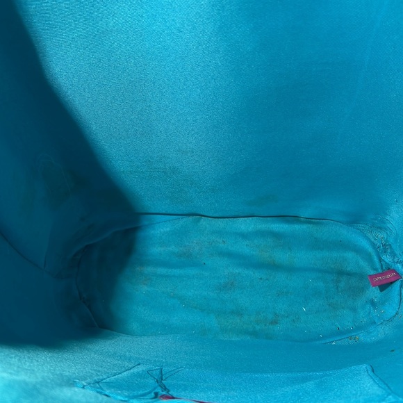 Lot of 3 Victoria’s Secret Totes Supermodel Alessandra Ambrosio, Beach, & Logo - Picture 10 of 11